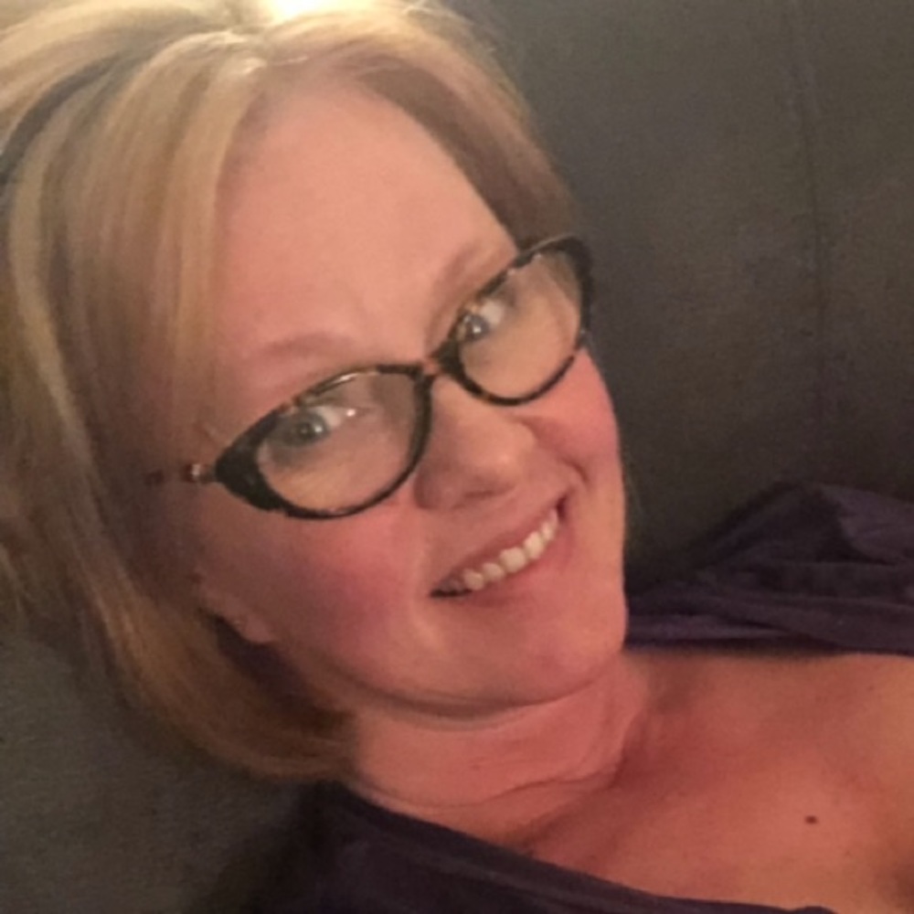 Meet your Posher, Denise